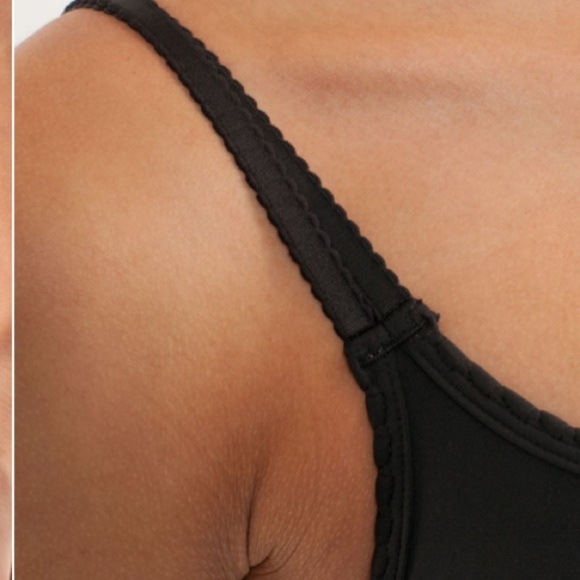 Lululemon Hot 'N Sweaty Tank 8 - Picture 6 of 10